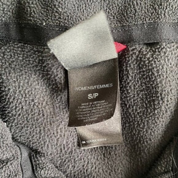 NORTH FACE 1/4 Zip Black Polartec Fleece Pullover Breast Cancer Small - Picture 14 of 16